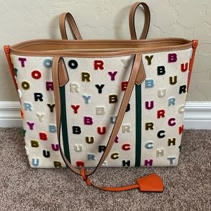 Tory Burch Perry Fil Coupe Large Letter Tote